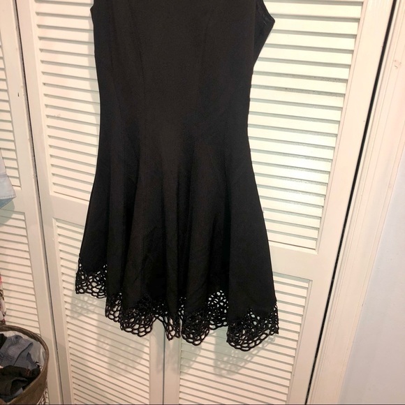 Maia Scuba and Flare Fit Knit Sleeveless Dress Black Size 4 - Picture 6 of 10